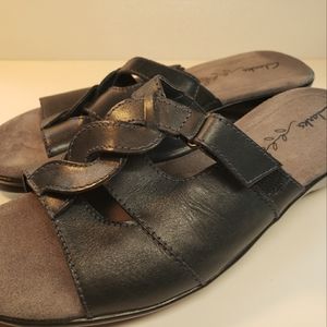 Size 8 Clark sandal